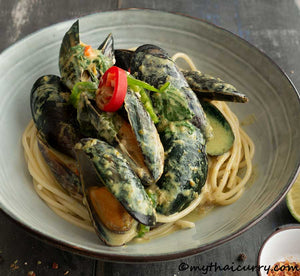 Thai Green Curry Mussels  Serving Presentation