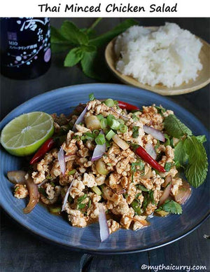 Serving suggestion for Crying Tiger Sauce with chicken mince from mythaicurry.com
